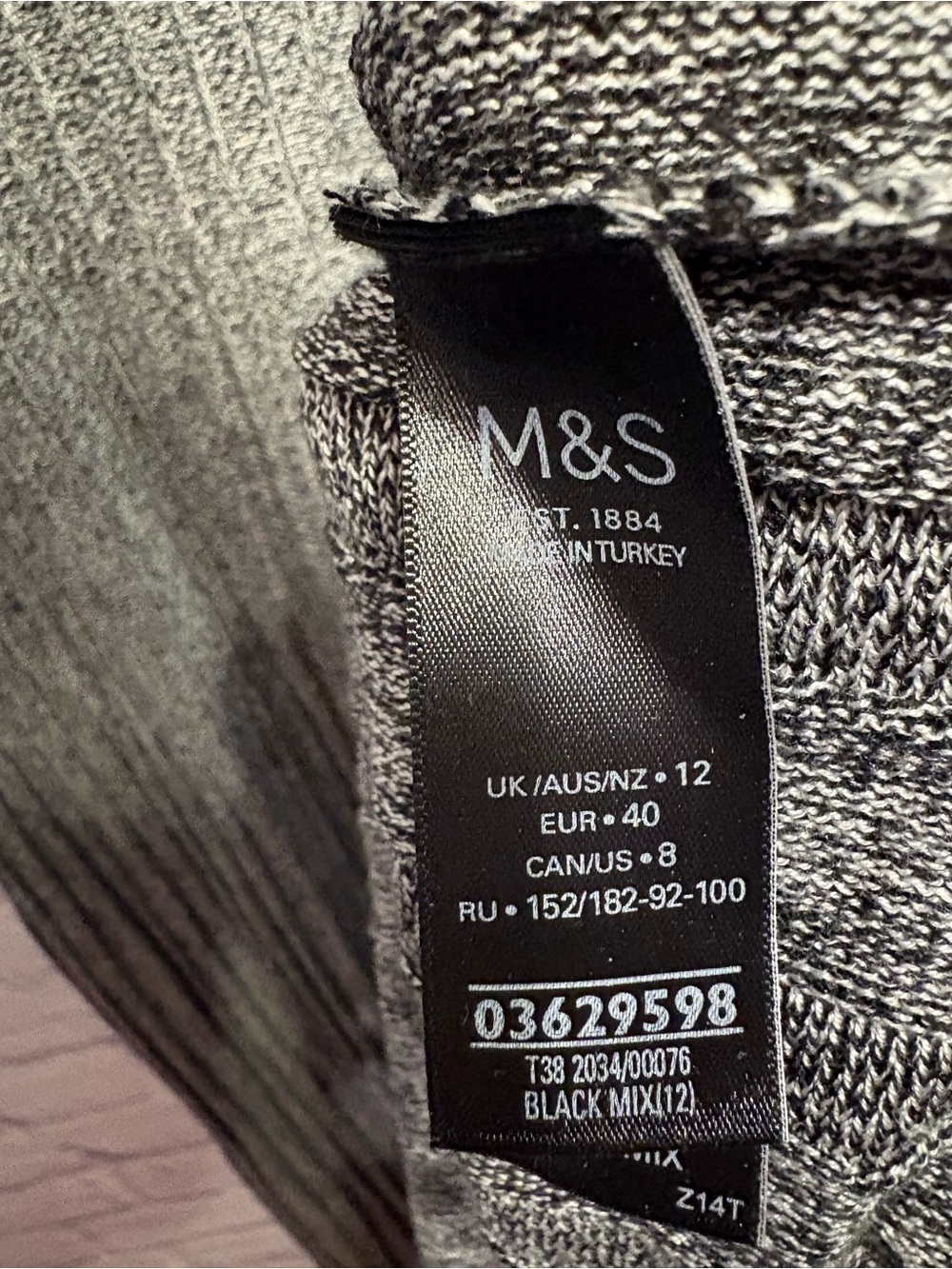 Marks & Spencer Gray Ribbed V-Neck Maxi Dress Size 8 US - Picture 9 of 10